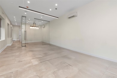 1527 149th St, Flushing, NY 11357 - photo 6