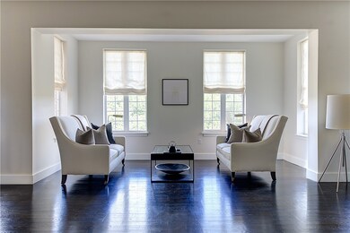 Comfortable sitting area in this large living room