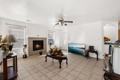 1105 Telstar Loop NW, Albuquerque, NM 87121 - photo 6