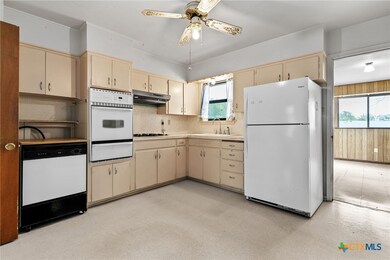 1105 S 25th St, Copperas Cove, TX 76522 - photo 3