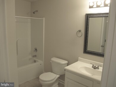 523 Circle Ln, Colonial Beach, VA 22443 - photo 5