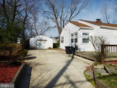 4410 75th Ave, Hyattsville, MD 20784 - photo 2