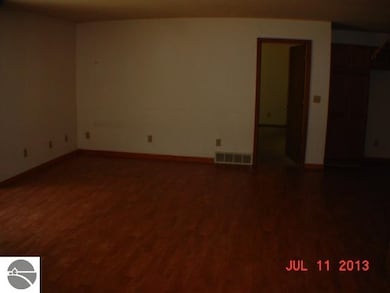 5347 E Michigan Ave, Au Gres, MI 48703 - photo 5