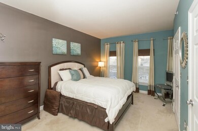 22577 Blue Elder Terrace, Ashburn, VA 20148 - photo 3