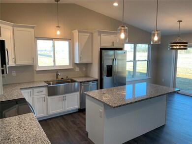 424 Foxtail Dr, Freeburg, IL 62243 - photo 6