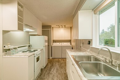 433ETurnpikeAve_0002