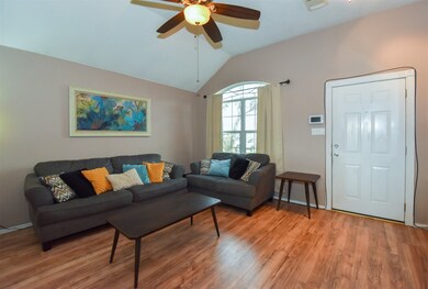 940 Wildwinn Dr, Alvin, TX 77511 - photo 7