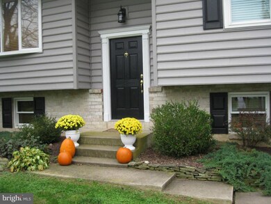 394 Mount Eden Rd, Kirkwood, PA 17536 - photo 2