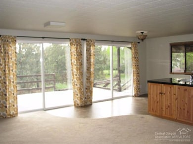 63723 Scenic Dr, Bend, OR 97703 - photo 5