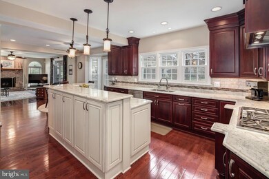 12703 Heatherford Place, Fairfax, VA 22030 - photo 7