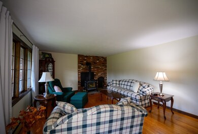 4 Frallo Dr, Hadley, MA 01035 - photo 6