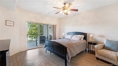 Master Bedroom/ Deck