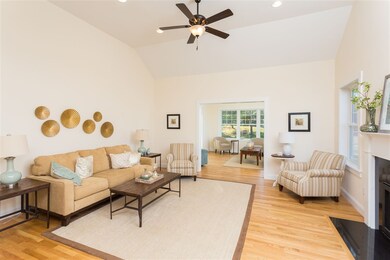 40 Bramber Valley Rd, Greenland, NH 03840 - photo 5