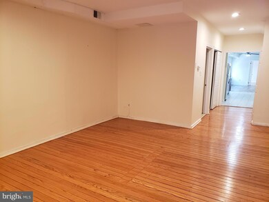 319 Market St unit 3, Philadelphia, PA 19106 - photo 6