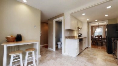 165 Norton Ave unit 1, South Easton, MA 02375 - photo 6