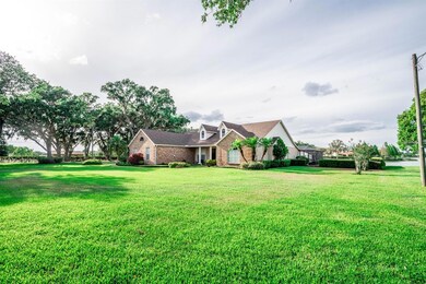 13212 Walden Sheffield Rd, Dover, FL 33527 - photo 3