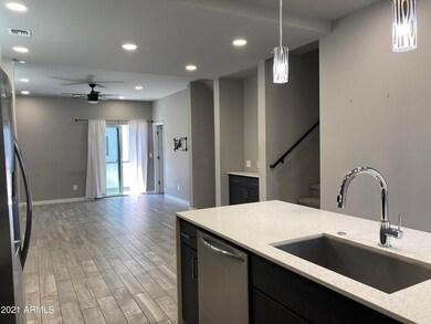 2727 E Thomas Rd unit 15, Phoenix, AZ 85016 - photo 3