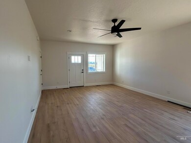 935 N 15th St, Payette, ID 83661 - photo 5