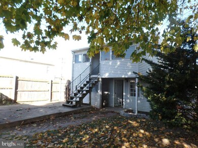 378 E Mckinley St, Chambersburg, PA 17202 - photo 3