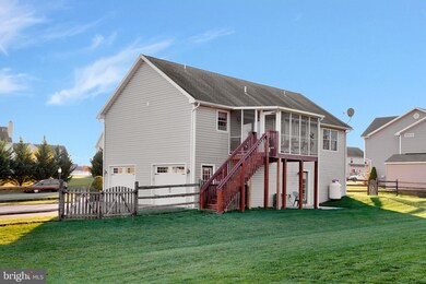 1761 Raven Dr, Chambersburg, PA 17202 - photo 2