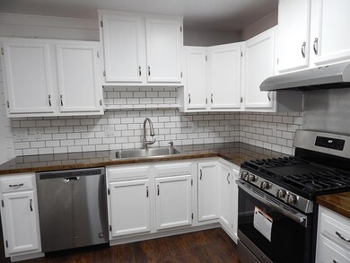 Kitchen d
