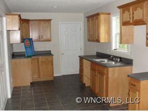 40 Old Parham Rd, Asheville, NC 28806 - photo 5