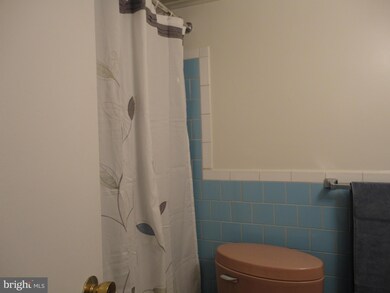 3842 Bel Pre Rd unit 4-140, Silver Spring, MD 20906 - photo 5