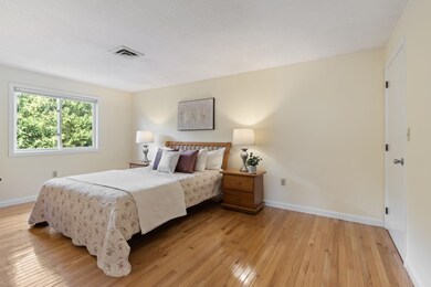 218 Millwright Dr unit 218, Nashua, NH 03063 - photo 6