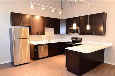 124 W Union Blvd unit 208, Bethlehem, PA 18018 - photo 2