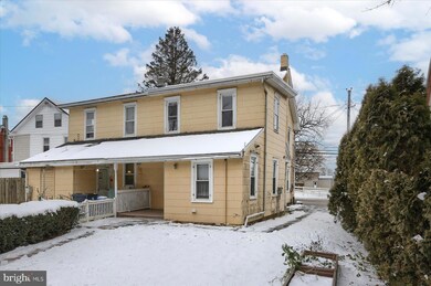 219 S State St, Brownstown, PA 17540 - photo 4