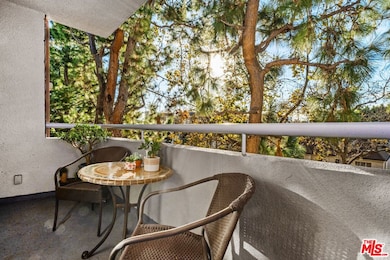 Somerset unit 551, Beverly Hills, CA 90211 - photo 7