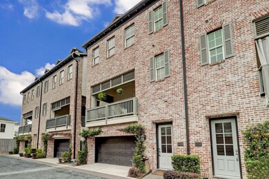 Welcome to the gated community of Heights Manor! L
