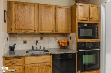 3112 Bettles Bay Loop-large-007-Kitchen-