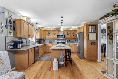 18-636 Castleridge Rd_18