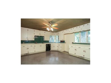 Large Kitchen footprint!