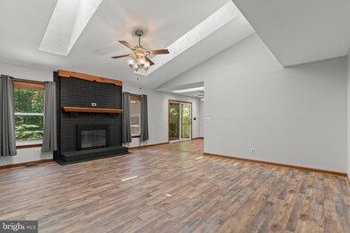 3245 Titanic Dr, Stafford, VA 22554 - photo 5