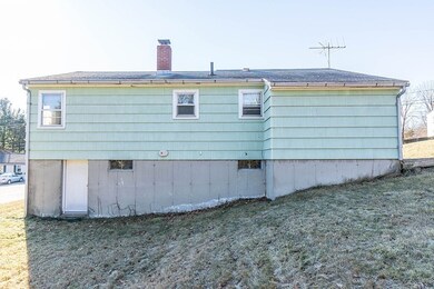 40 Hickory Rd, Leominster, MA 01453 - photo 3