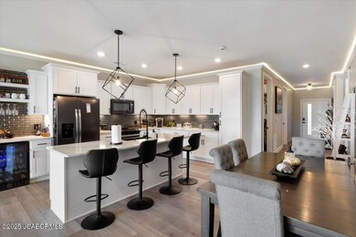 22-1055 Topsider Ln 212 - 22