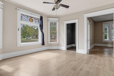 1174 Edgerton Street-3.jpg