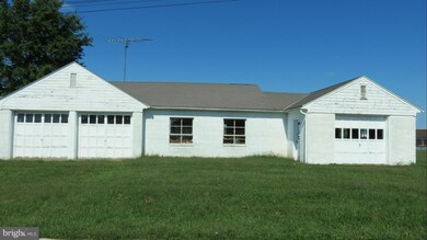 519 E Baltimore St, Taneytown, MD 21787 - photo 5