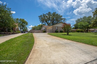 2557 Glenloch CT-33