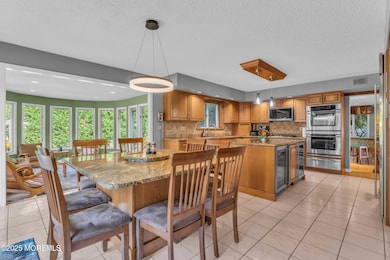 527 Eagle Point Dr, Toms River, NJ 08753 - photo 5