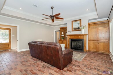 2436 Oak Aly, Port Allen, LA 70767 - photo 3