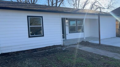 8533 Sussex Ct, Fort Worth, TX 76108 - photo 3