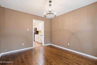 04-77 Dixie Hill-4