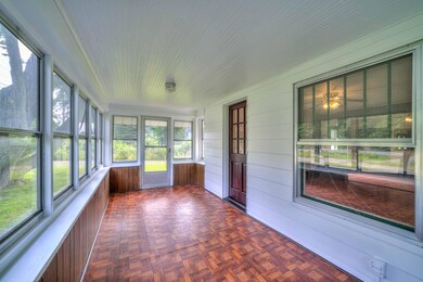 9145 E Michigan Ave 22