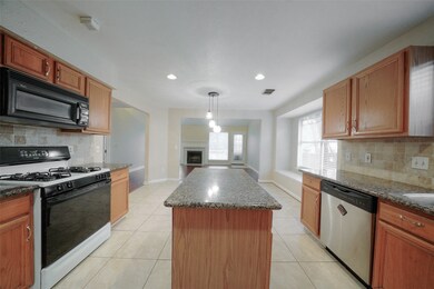 50 S Dreamweaver Cir, Spring, TX 77380 - photo 7