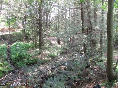 242 Sutherland Dr, Mountain Top, PA 18707 - photo 6