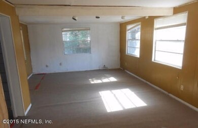 4605 Solandra Cir W, Jacksonville, FL 32210 - photo 6