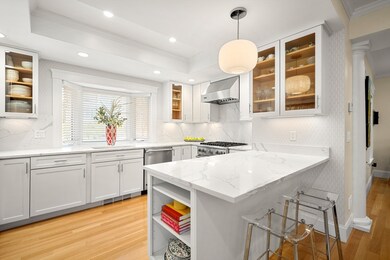 76 Fuller St unit 76, Waban, MA 02468 - photo 4